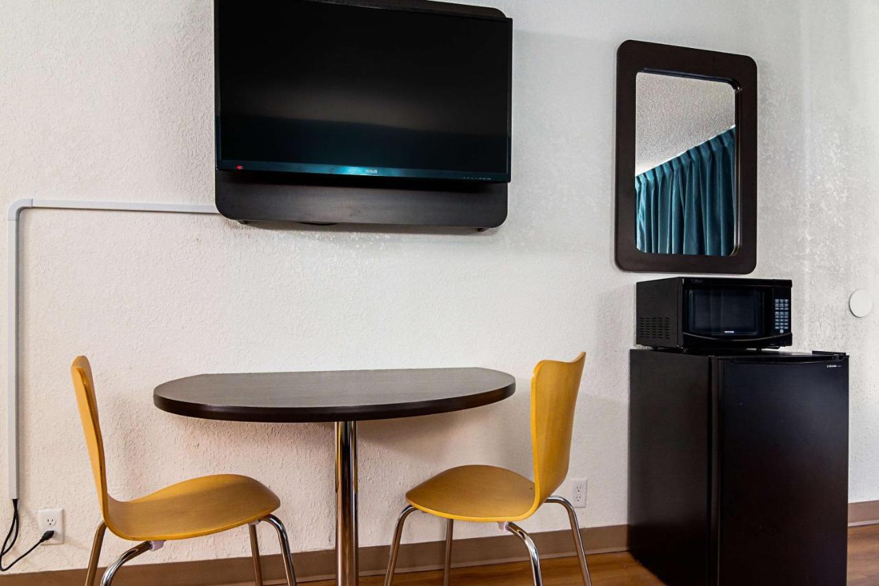 Econo Lodge Ашборо Екстер'єр фото